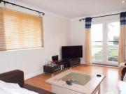 3 Bedrooms Flat for rent in Bloyes Mews, Clarendon Way,...
