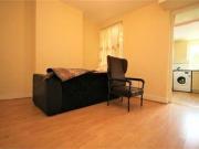 3 Bedrooms Flat for rent in Blyth Road, London E17