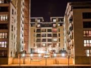 3 Bedrooms Flat for rent in Bowman Lane, Hunslet, Leeds LS10