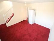3 Bedrooms Flat for rent in Bristol Road, Luton LU3