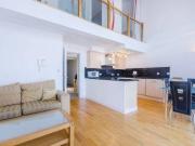 3 Bedrooms Flat for rent in Calderwood Street, Woolwich SE18
