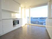 3 Bedrooms Flat for rent in Canal Street, Nottingham NG1