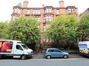 3 Bedrooms Flat for rent in Clarence Drive, Glasgow G12