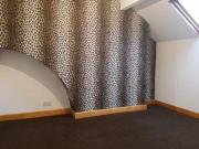 3 Bedrooms Flat for rent in Cleveland Road, Bradford,...