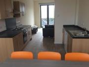 3 Bedrooms Flat for rent in Cross Bedford Street,...