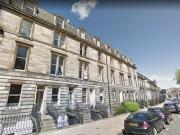 3 Bedrooms Flat for rent in Dean Terrace, Edinburgh EH4