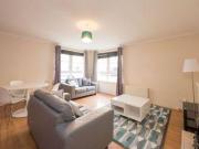 3 Bedrooms Flat for rent in Dicksonfield, Leith Walk EH7