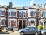 3 Bedrooms Flat for rent in Dorothy Road, Battersea SW11