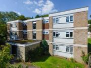 3 Bedrooms Flat for rent in Downs Road, Canterbury CT2