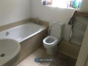 3 Bedrooms Flat for rent in Dulwich, London SE22