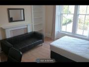 3 Bedrooms Flat for rent in Garnethill Street, Glasgow G3