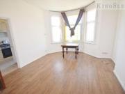 3 Bedrooms Flat for rent in High Mount, Station Road,...
