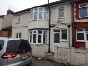 3 Bedrooms Flat for rent in Holland Road LU3