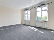 3 Bedrooms Flat for Rent in Holloway Road | Foxtons