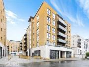 3 Bedrooms Flat for rent in Knightley Walk, Wandsworth SW18