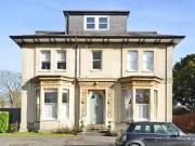 3 Bedrooms Flat for rent in Lansdown, Cheltenham,...