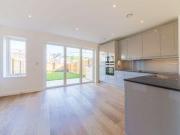 3 Bedrooms Flat for rent in Lassen House, 12 Lismore...