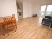3 Bedrooms Flat for rent in Lindsay Road, Edinburgh EH6