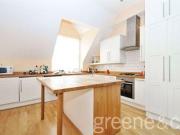 3 Bedrooms Flat for rent in Mapesbury Road, Mapesbury...