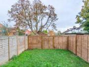 3 Bedrooms Flat for rent in Melrose Avenue, Willesden...