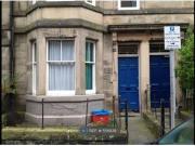 3 Bedrooms Flat for rent in Mertoun Place, Edinburgh EH11