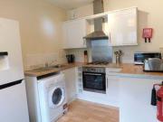 3 Bedrooms Flat for rent in Morris Terrace, Stirling...