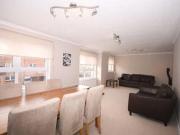 3 Bedrooms Flat for rent in Napiershall Street,...