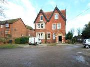 3 Bedrooms Flat for rent in New Dover Road, Canterbury CT1