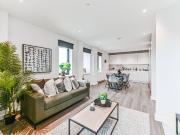 3 Bedrooms Flat for Rent in No. 27 College Road | Foxtons