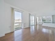 3 Bedrooms Flat for Rent in Olympian Way | Foxtons