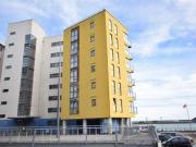 3 Bedrooms Flat for rent in Orvis Court, Midway Quay,...