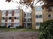3 Bedrooms Flat for rent in Park Road, Beckenham BR3
