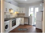 3 Bedrooms Flat for rent in Penarth, Penarth CF64