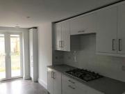 3 Bedrooms Flat for rent in Rainbow Road, Camberwell,...