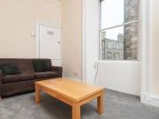 3 Bedrooms Flat for rent in Rodney Street, Edinburgh EH7