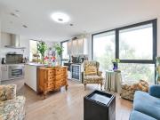 3 Bedrooms Flat for Rent in Rotherhithe New Road | Foxtons