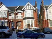 3 Bedrooms Flat for rent in Selborne Road, London N14