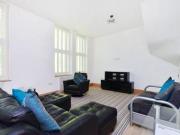 3 Bedrooms Flat for rent in Shaftesbury Avenue, Covent...