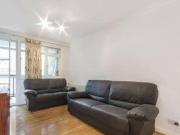3 Bedrooms Flat for rent in Sheridan Court, 47 Belsize...