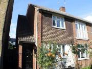 3 Bedrooms Flat for rent in Spenser Road, Herne Hill SE24