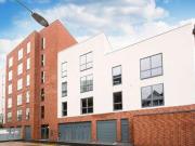 3 Bedrooms Flat for rent in Station Road, Watford WD17