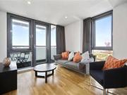 3 Bedrooms Flat for rent in Stratford High Street,...