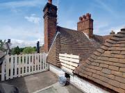 3 Bedrooms Flat for Rent in Streatham High Road | Foxtons