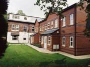 3 Bedrooms Flat for rent in The Oaks, Salford M7
