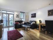 3 Bedrooms Flat for rent in The Retreat, Wandsworth SW18