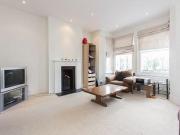 3 Bedrooms Flat for rent in Thirsk Road, Battersea SW11