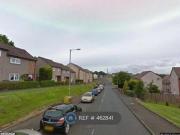 3 Bedrooms Flat for rent in Town Hill Road, Hamilton ML3