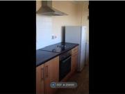 3 Bedrooms Flat for rent in Waverley Drive, Glenrothes KY6 3 Bedrooms Flat for rent in Waverley Drive, Glenrothes KY6