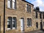 3 Bedrooms Flat for rent in Well Street, Cupar KY15