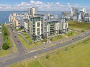 3 Bedrooms Flat for rent in Western Harbour Drive, Leith EH6